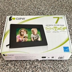 7” LED Digital Picture frame
